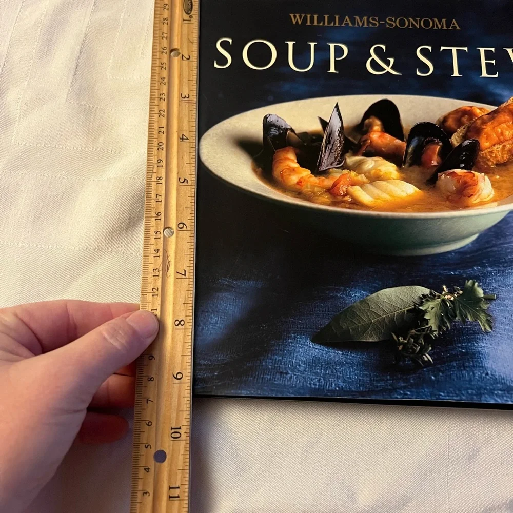 Williams Sonoma Soup & Stew Cookbook - Blue and White Cover